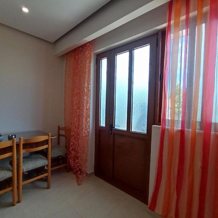 Achilles Apartments Саранда Номер фото