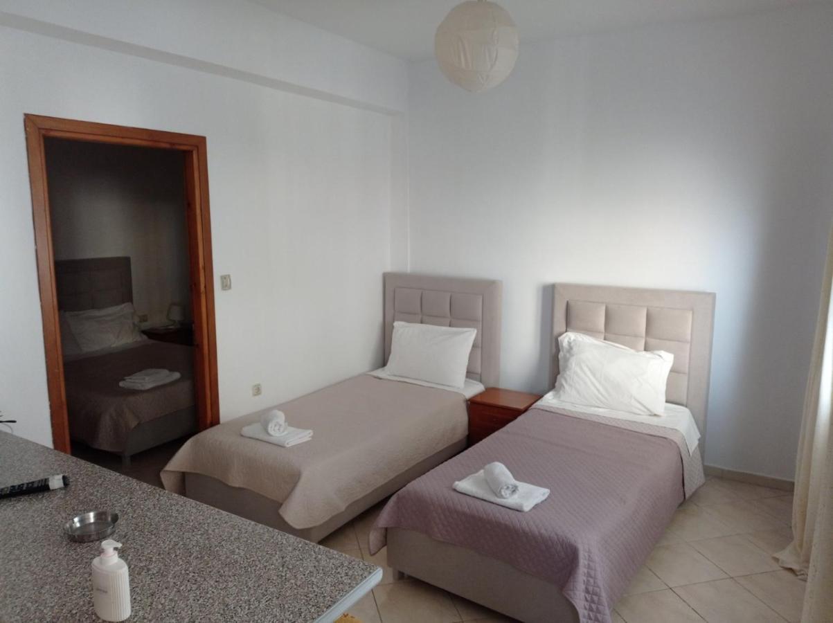 Achilles Apartments Саранда Экстерьер фото